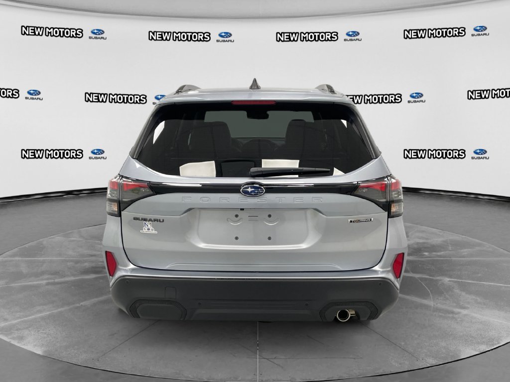 2026 Subaru Forester photo 3 of 16
