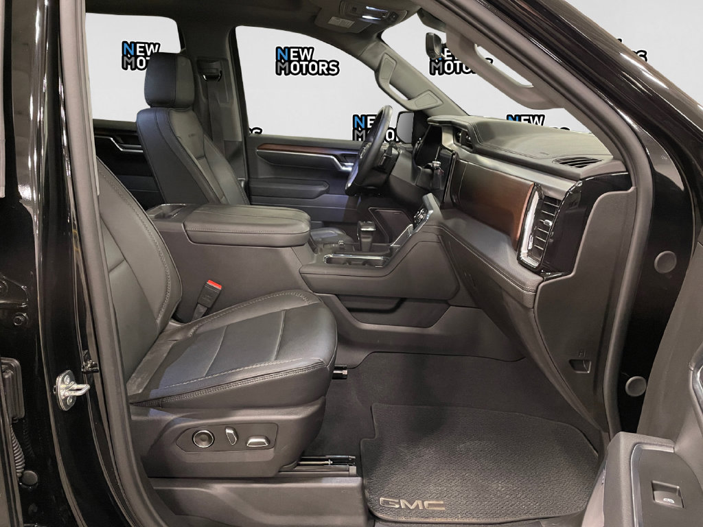 2026 GMC Sierra 1500 photo 15 of 16