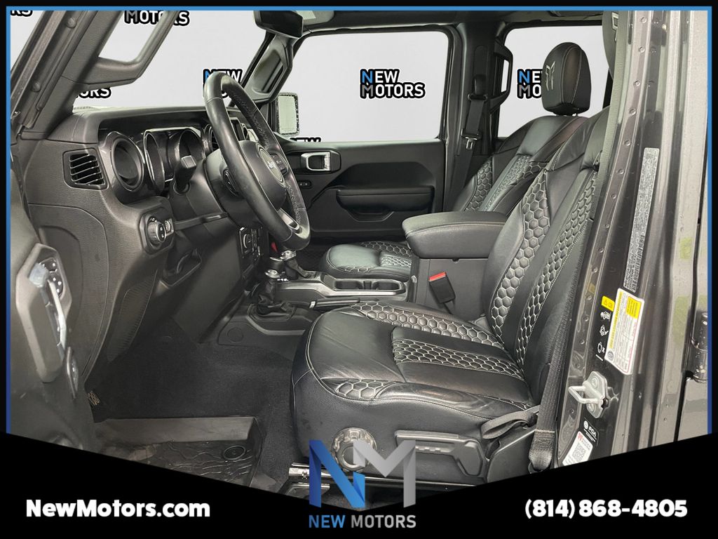 2023 Jeep Gladiator photo 7 of 13