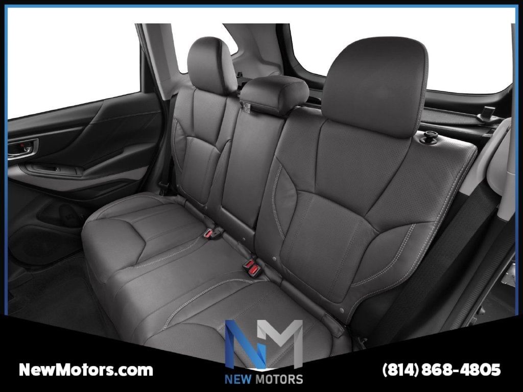 2022 Subaru Forester photo 8 of 11