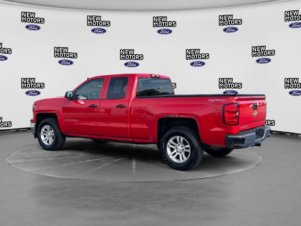 2014 Chevrolet Silverado 1500 photo 3 of 16