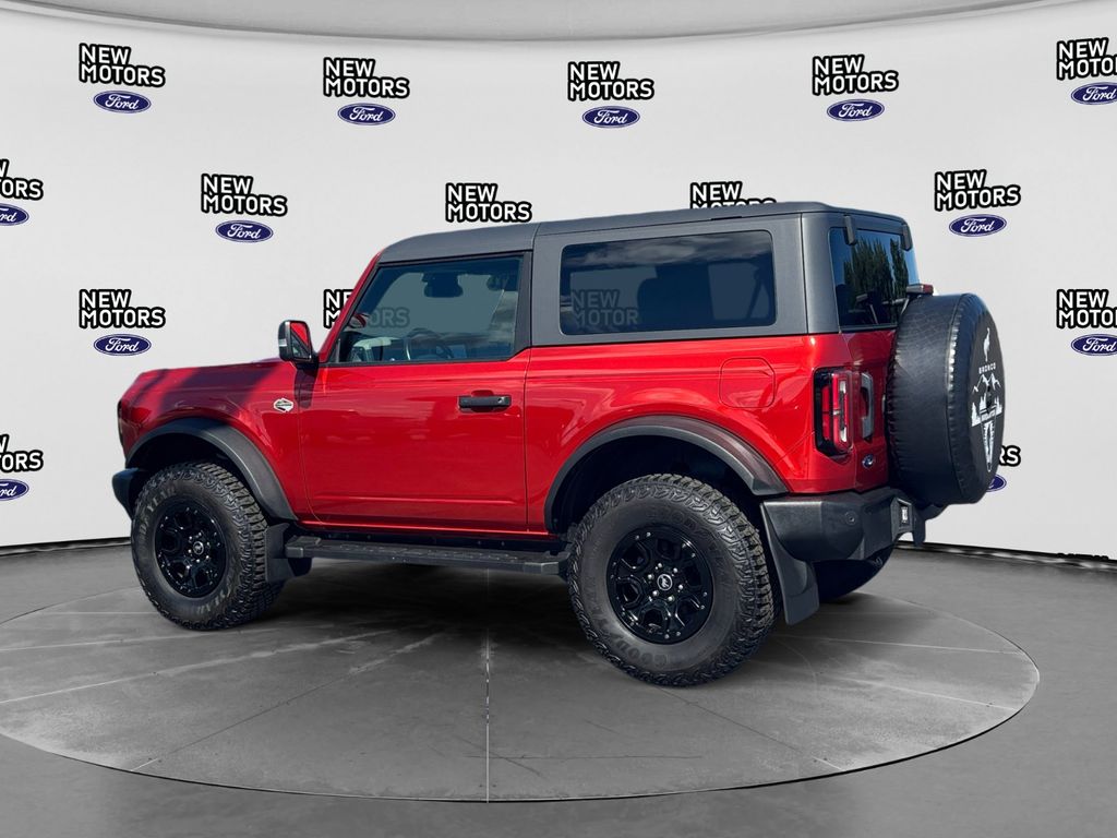 2022 Ford Bronco Outer Banks Advanced Chili Pepper Red at New Motors