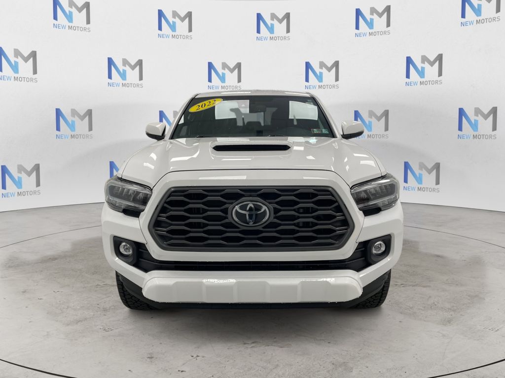 2022 Toyota Tacoma TRD Sport V6 White at Auto Express Rt. 8
