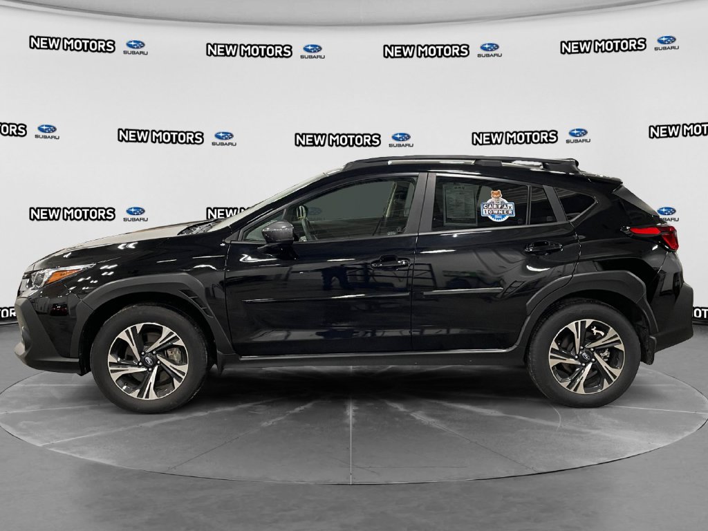 2024 Subaru Crosstrek photo 2 of 16