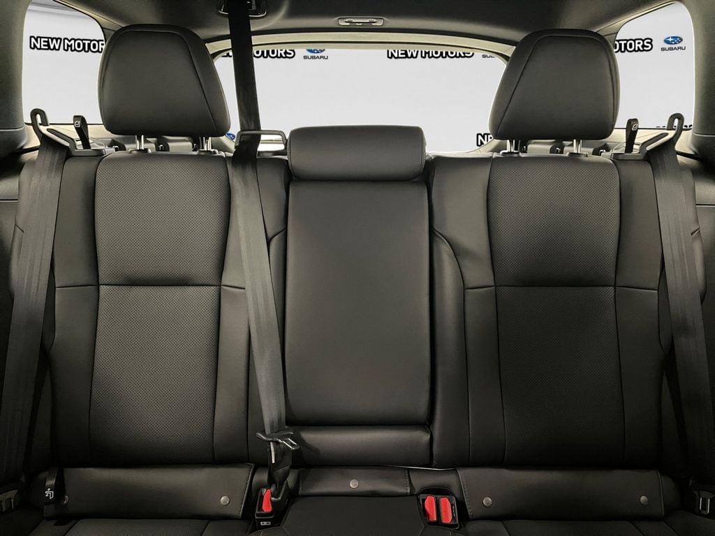 2026 Subaru Outback photo 14 of 16