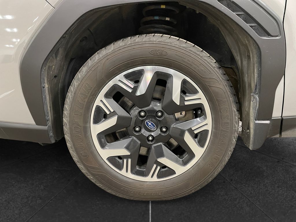 2025 Subaru Forester Premium Pearl at New Motors