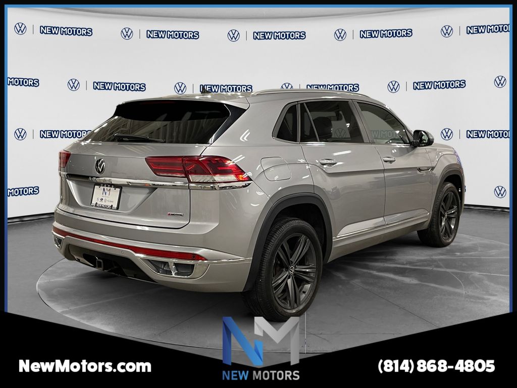 2021 Volkswagen Atlas Cross Sport 3.6L V6 SE w/Technology R-Line 4MOTION Pyrite Silver at New Motors