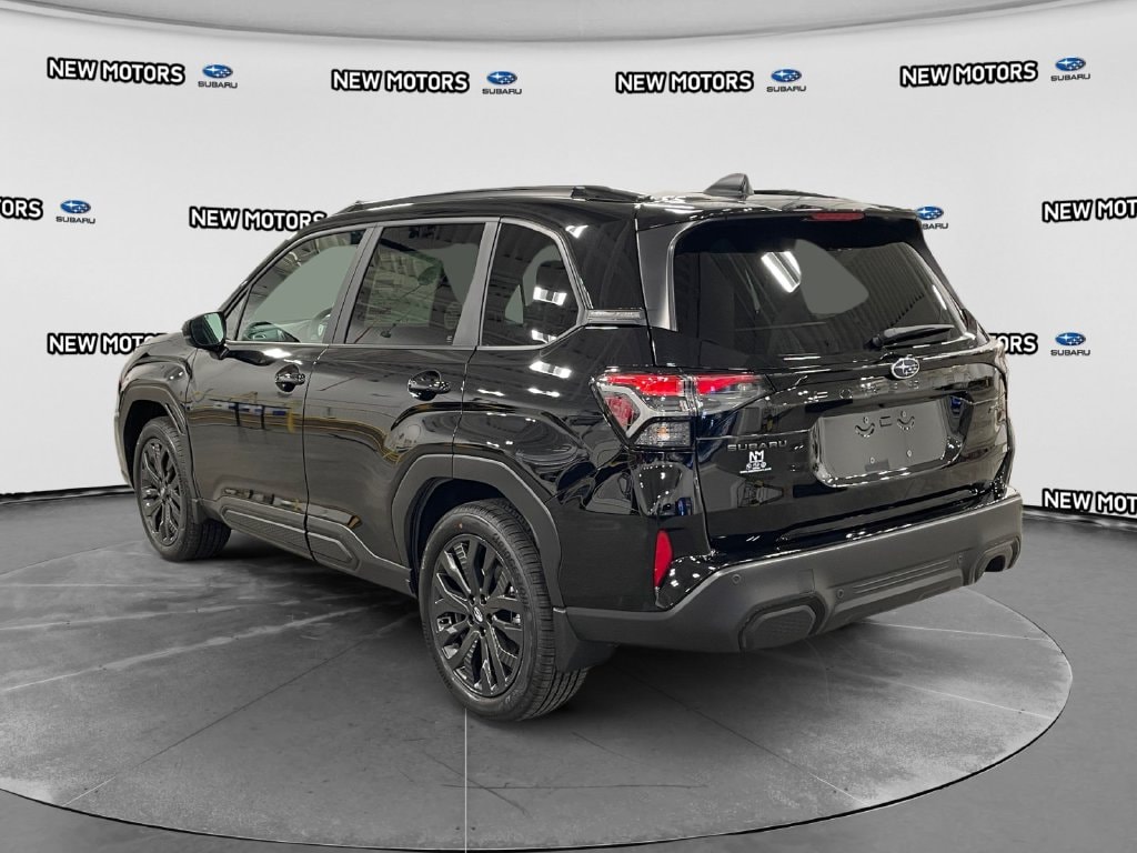 2026 Subaru Forester photo 3 of 18