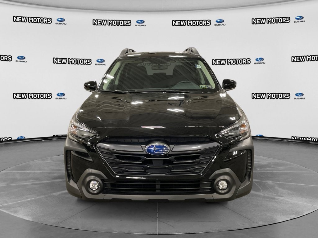 2025 Subaru Outback photo 8 of 15