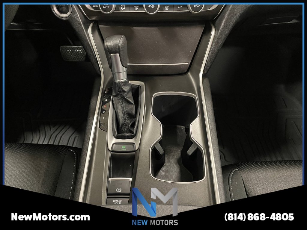 2020 Honda Accord photo 11 of 15