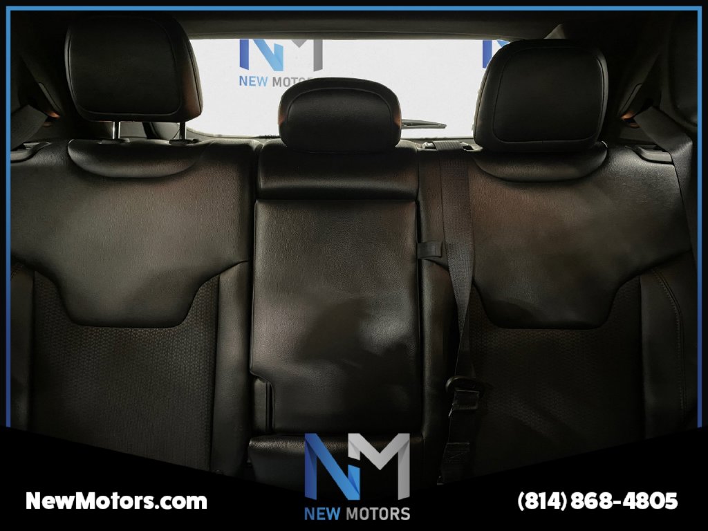 2024 Jeep Compass photo 13 of 15