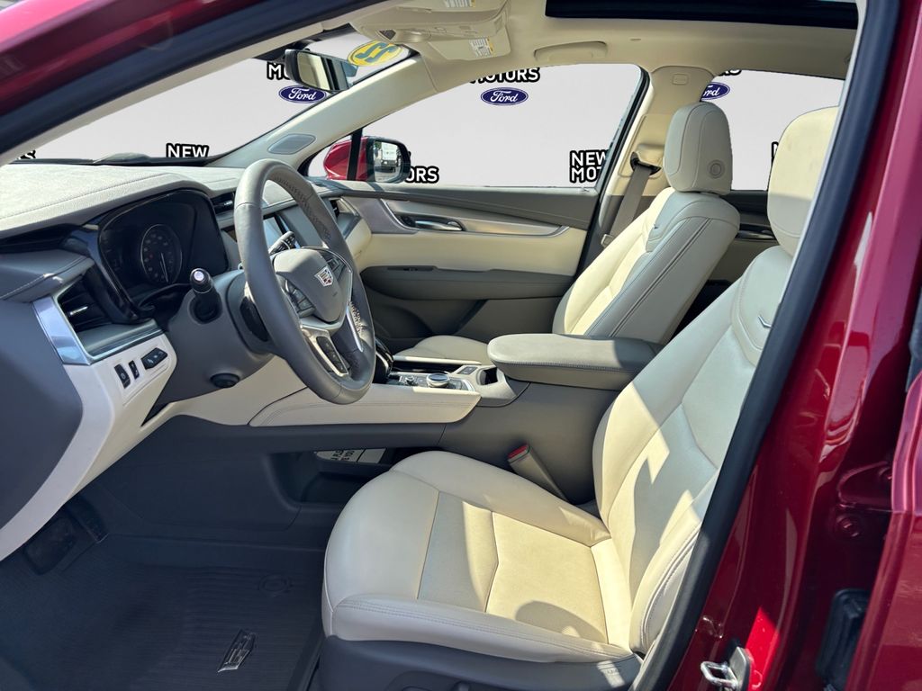 2022 CADILLAC XT5 Premium Luxury - 8