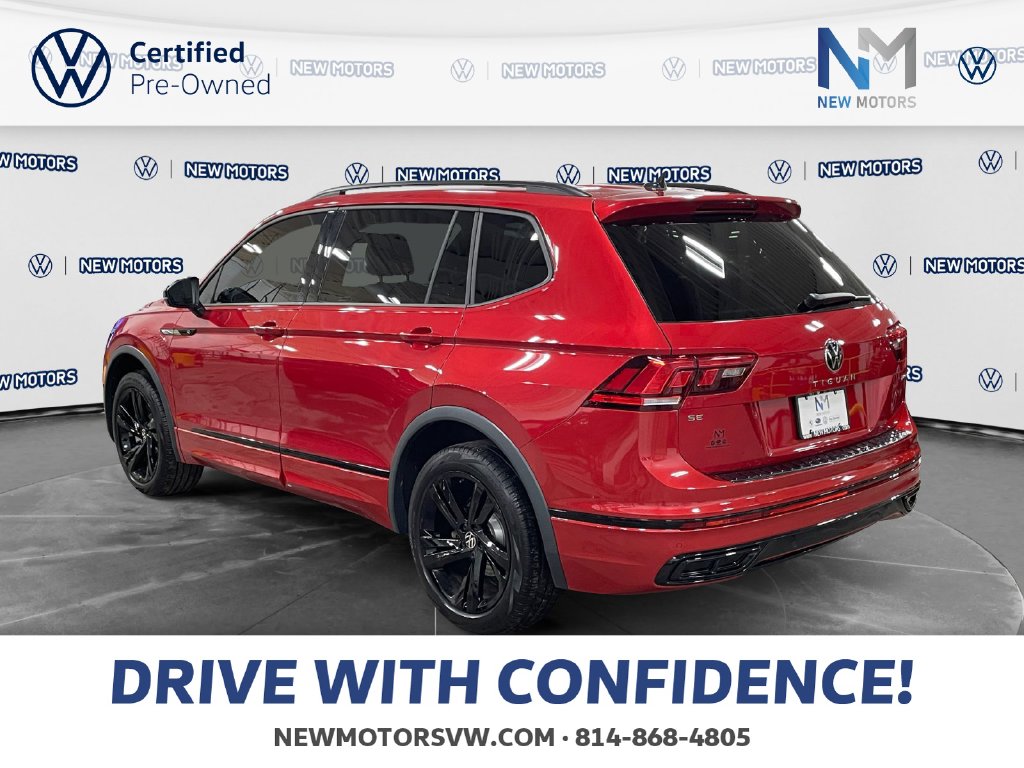 2024 Volkswagen Tiguan photo 3 of 17