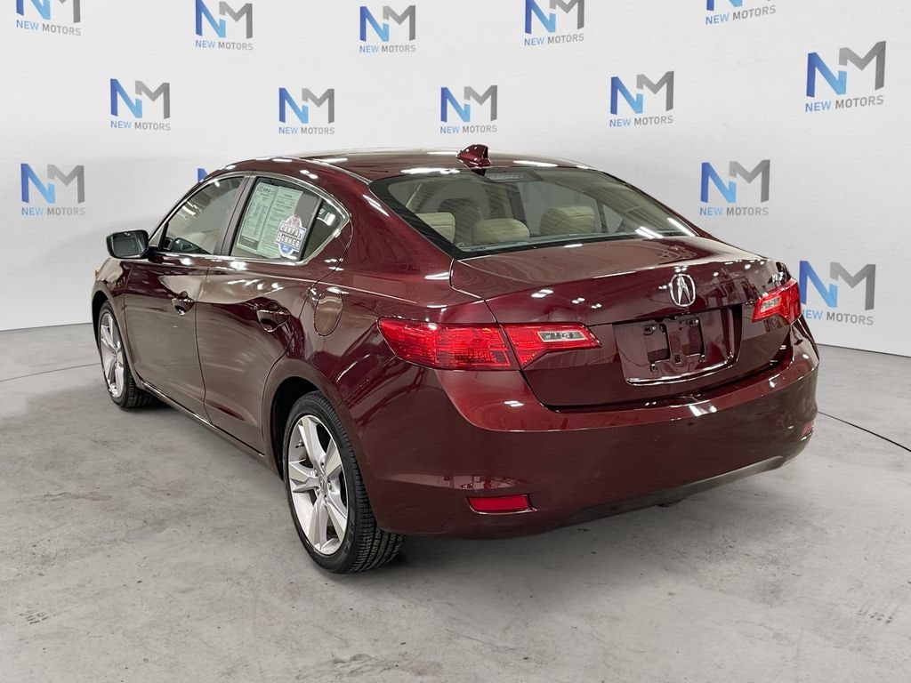 Used 2015 Acura ILX 2.0L w/Technology Package (A5) Sedan