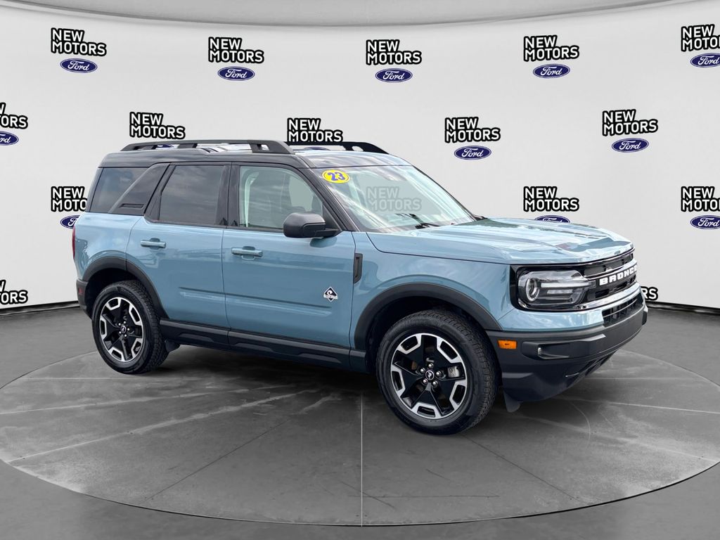 2023 Ford Bronco Sport Outer Banks Area 51 at Town & Country Ford