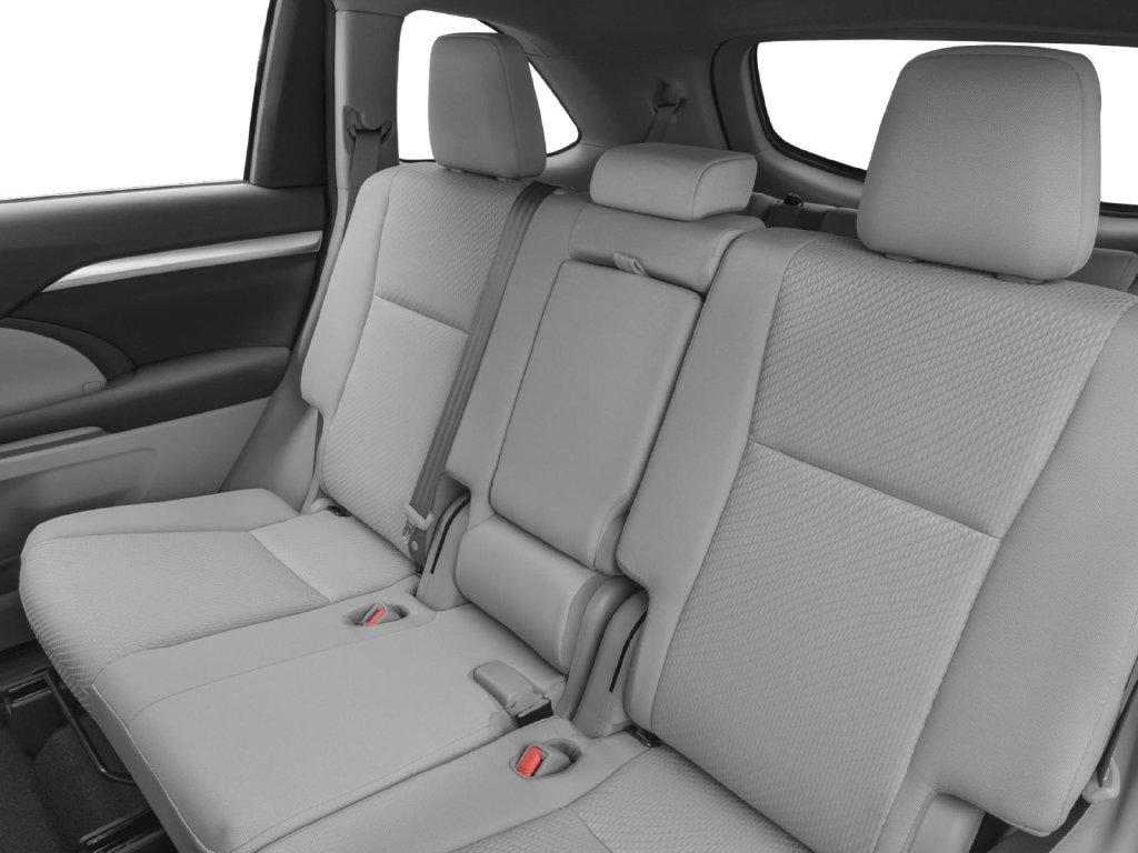 2018 Toyota Highlander photo 7 of 9
