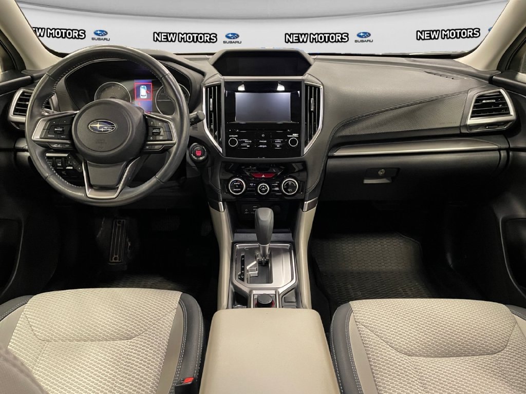 2023 Subaru Forester photo 10 of 17