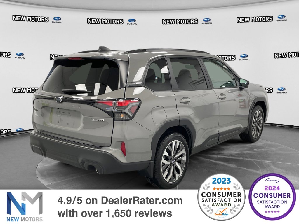 2026 Subaru Forester photo 4 of 16