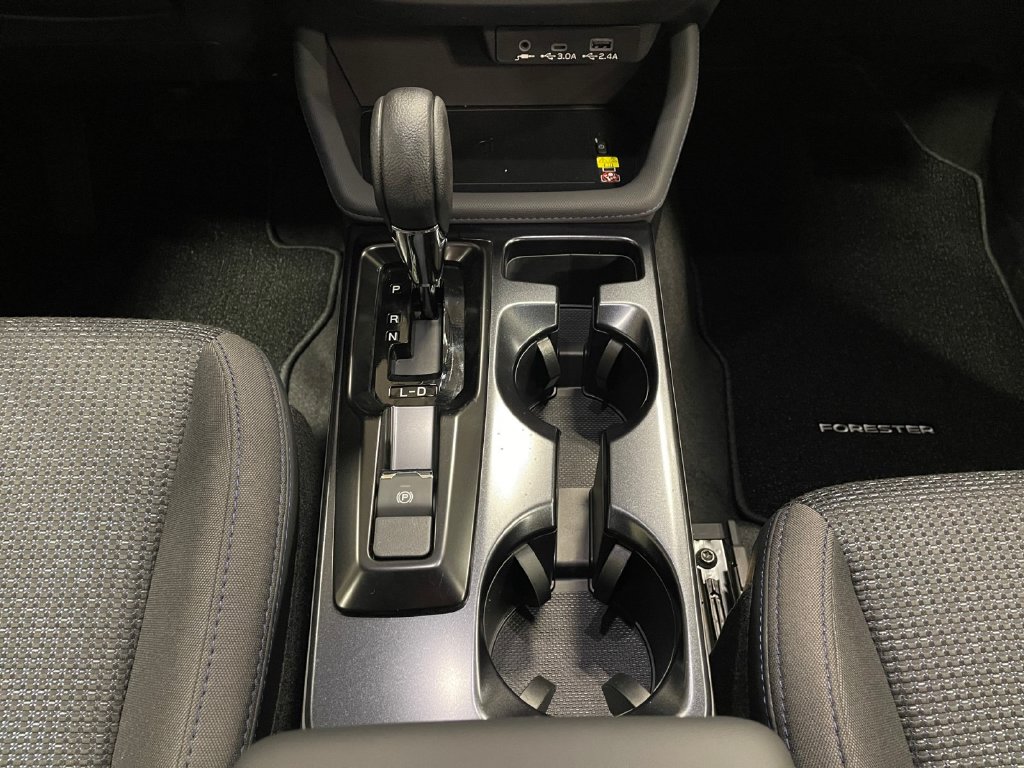 2026 Subaru Forester photo 14 of 18