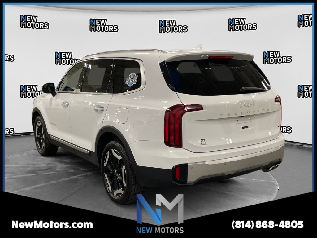 2023 Kia Telluride photo 3 of 15
