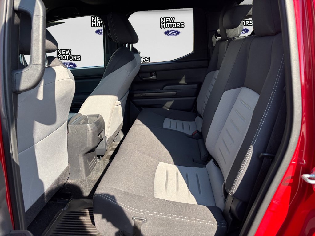 2024 Toyota Tacoma photo 14 of 16