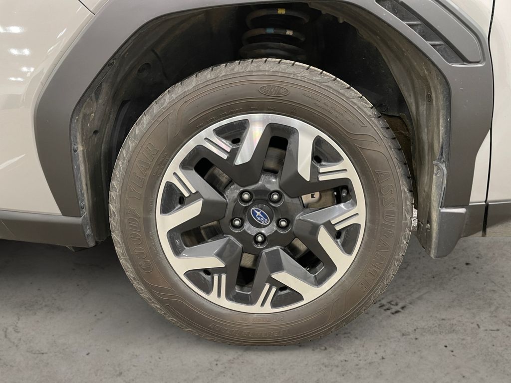 2025 Subaru Forester Premium Pearl at New Motors