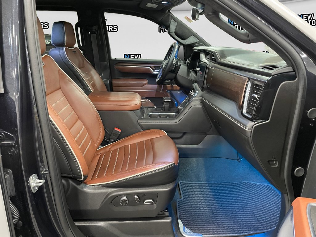 2025 GMC Sierra 1500 photo 15 of 16