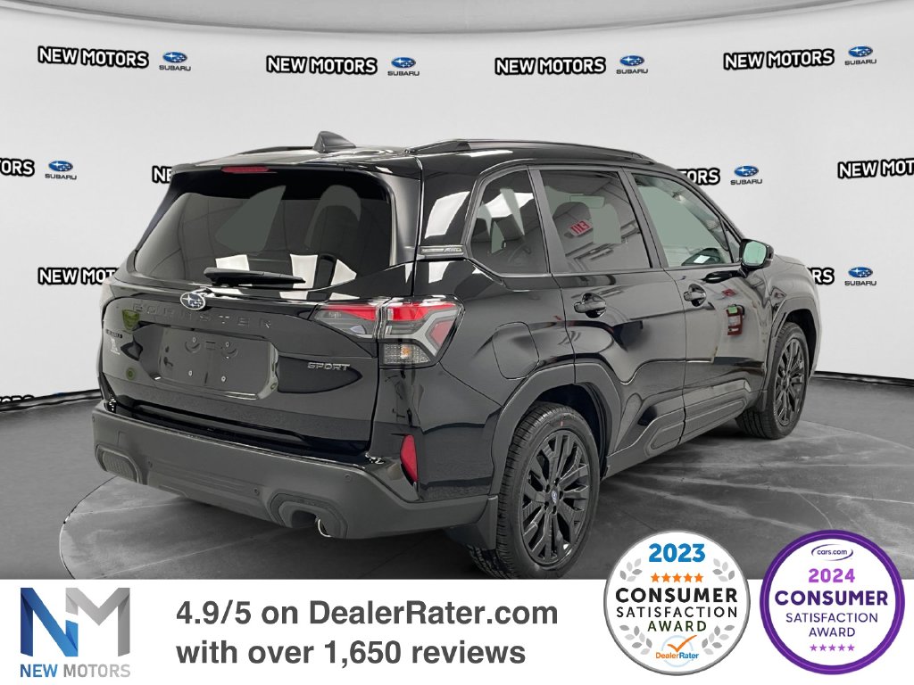 2026 Subaru Forester photo 4 of 17