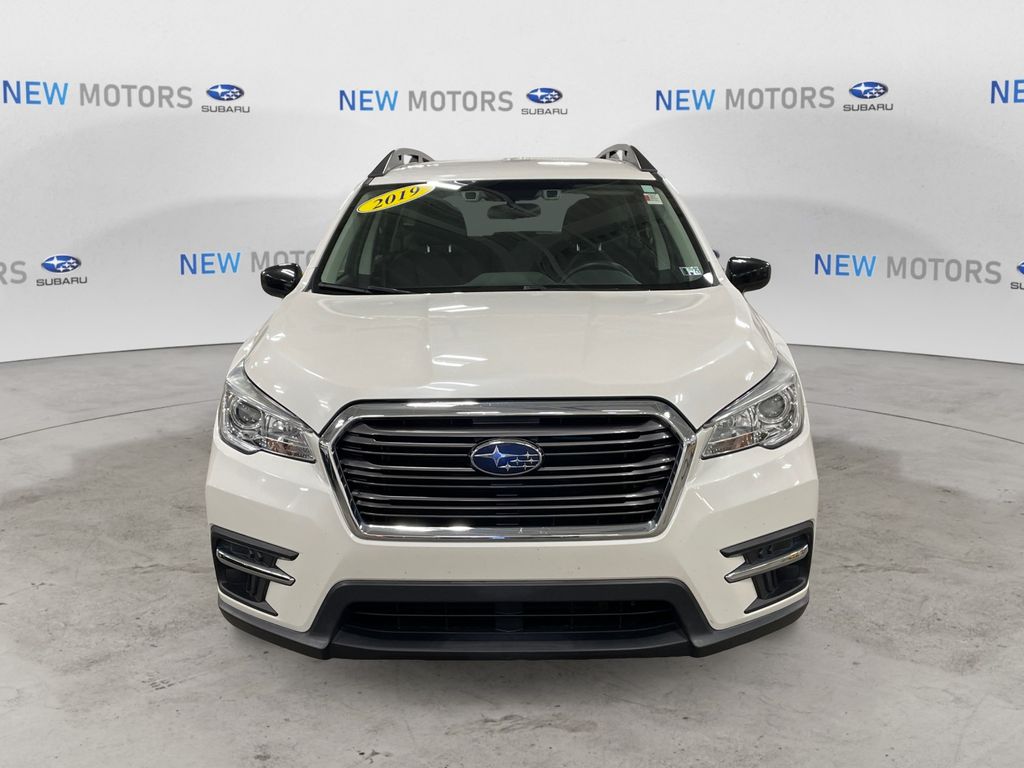 2019 Subaru Ascent Base Model 8-Passenger Crystal White Pearl at New Motors