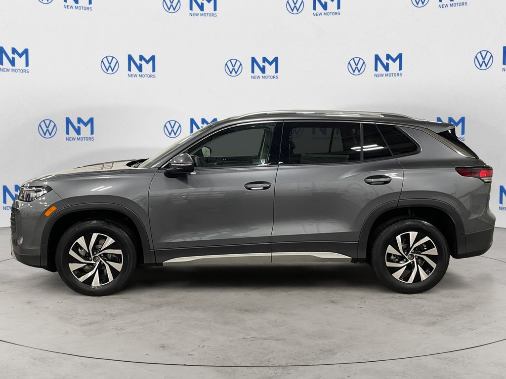 2026 Volkswagen Tiguan S photo 2