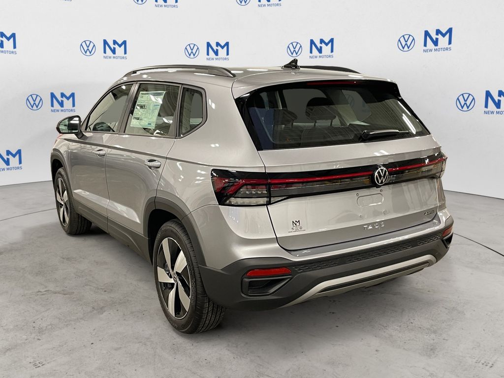 2025 Volkswagen Taos S photo 3