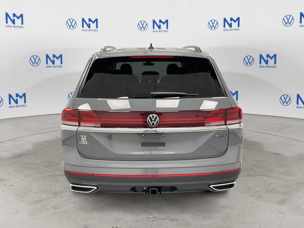 2025 Volkswagen Atlas SE Technology photo 4