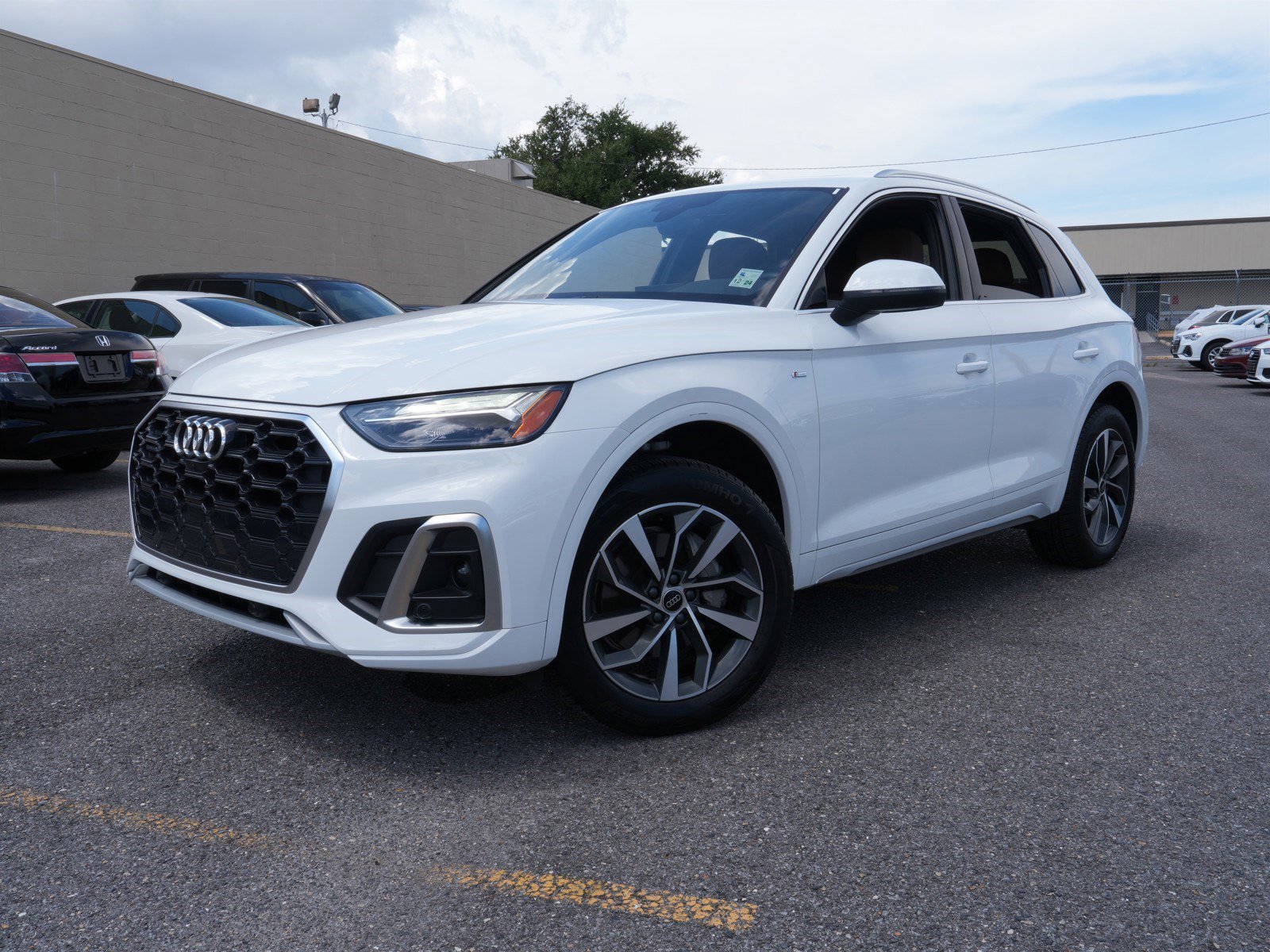 Used 2024 Audi Q5 Premium Plus with VIN WA1EAAFY2R2007307 for sale in Metairie, LA