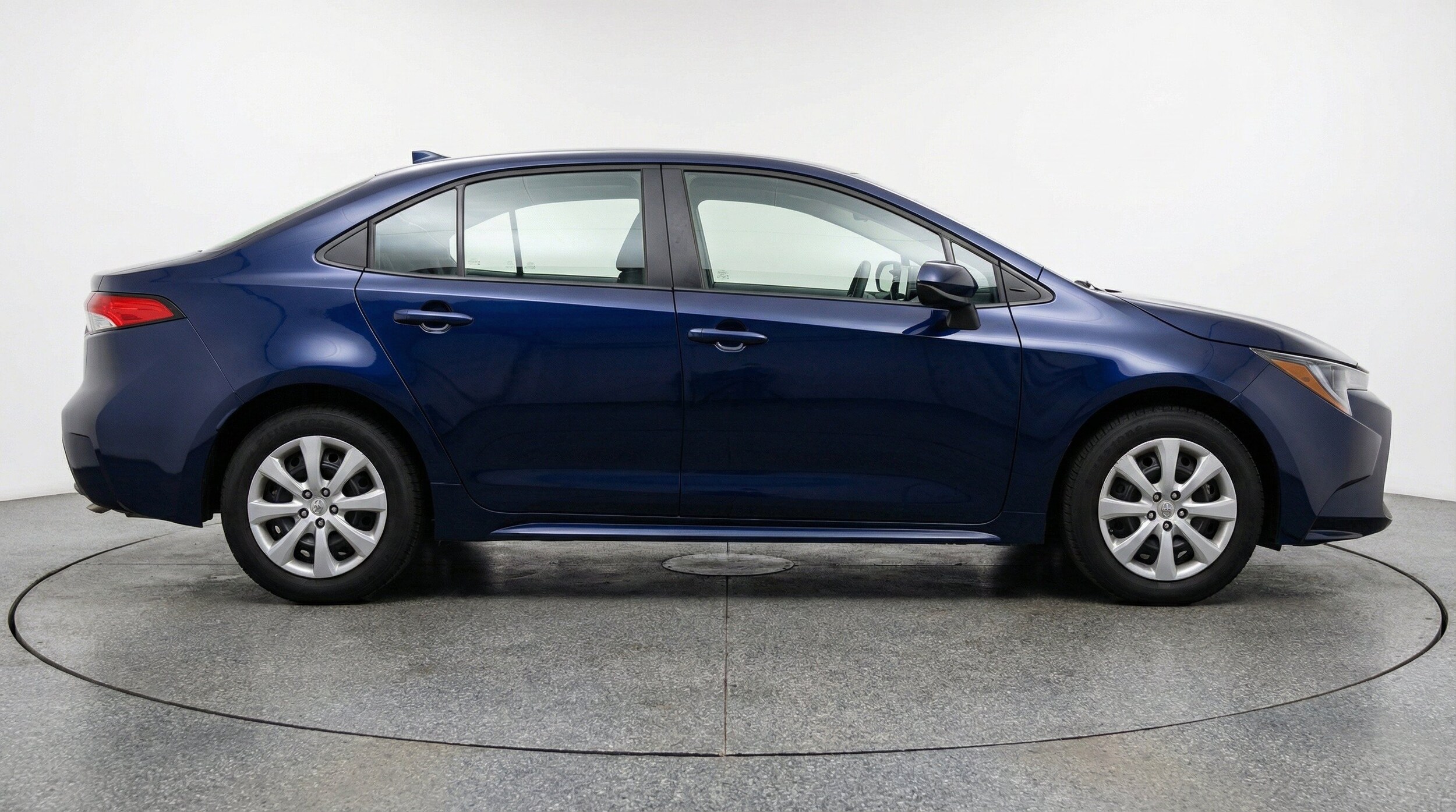 Thumbnail: 2025 Toyota Corolla - 11