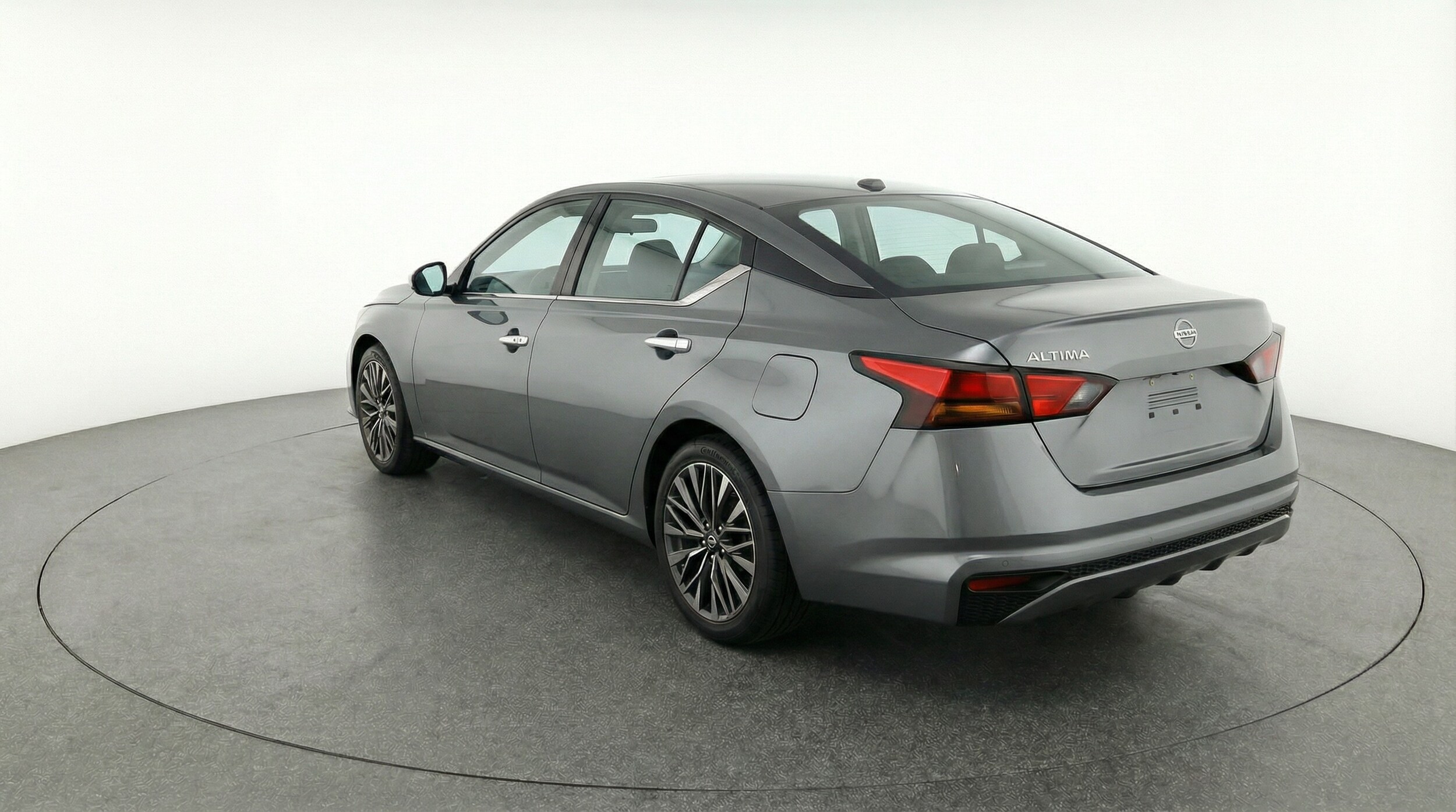 Thumbnail: 2025 Nissan Altima - 5