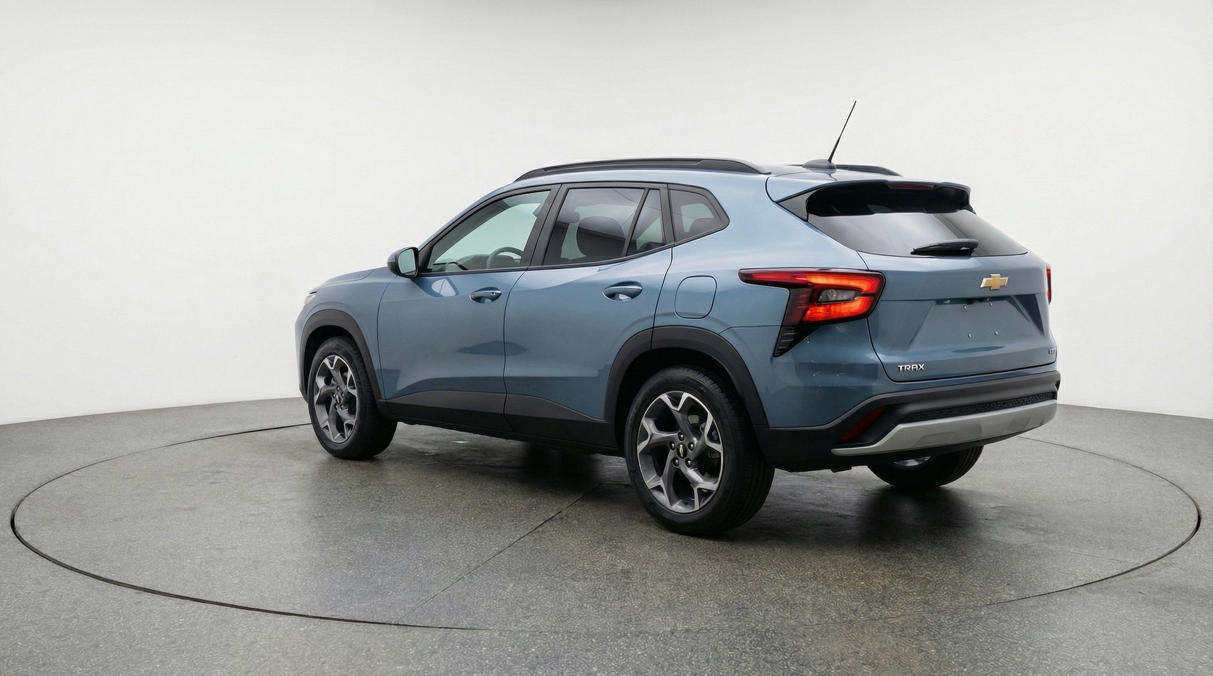 Thumbnail: 2025 Chevrolet Trax - 6