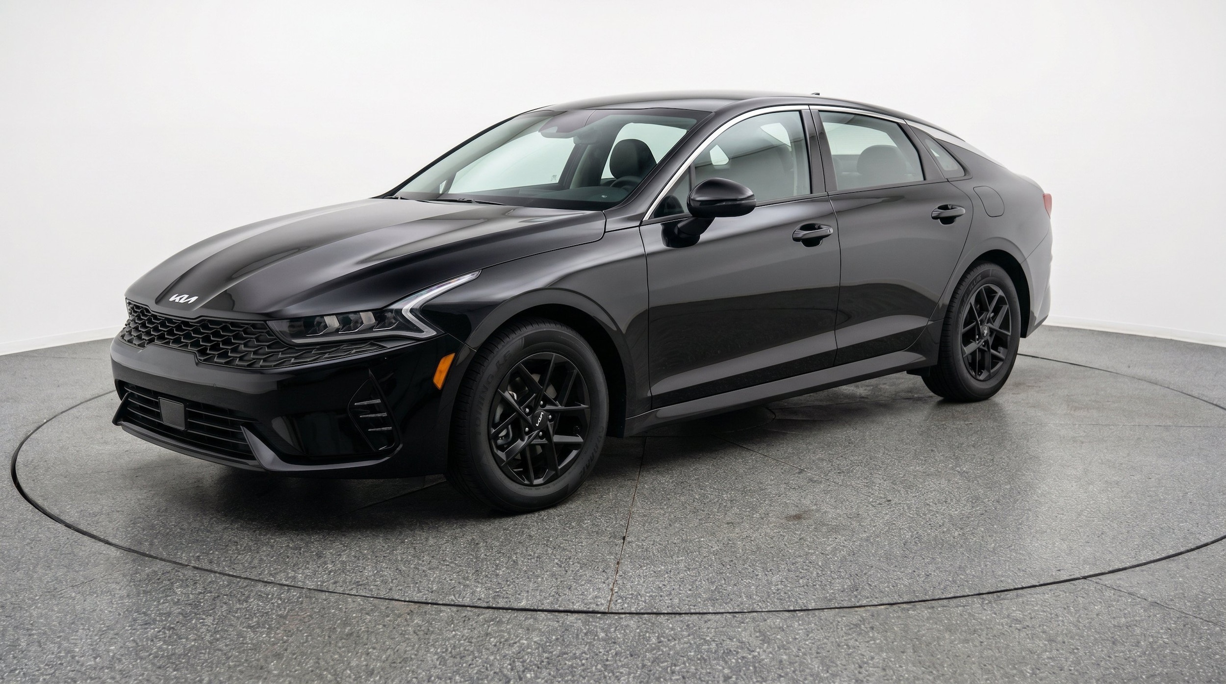 Thumbnail: 2025 Kia K5 - 3