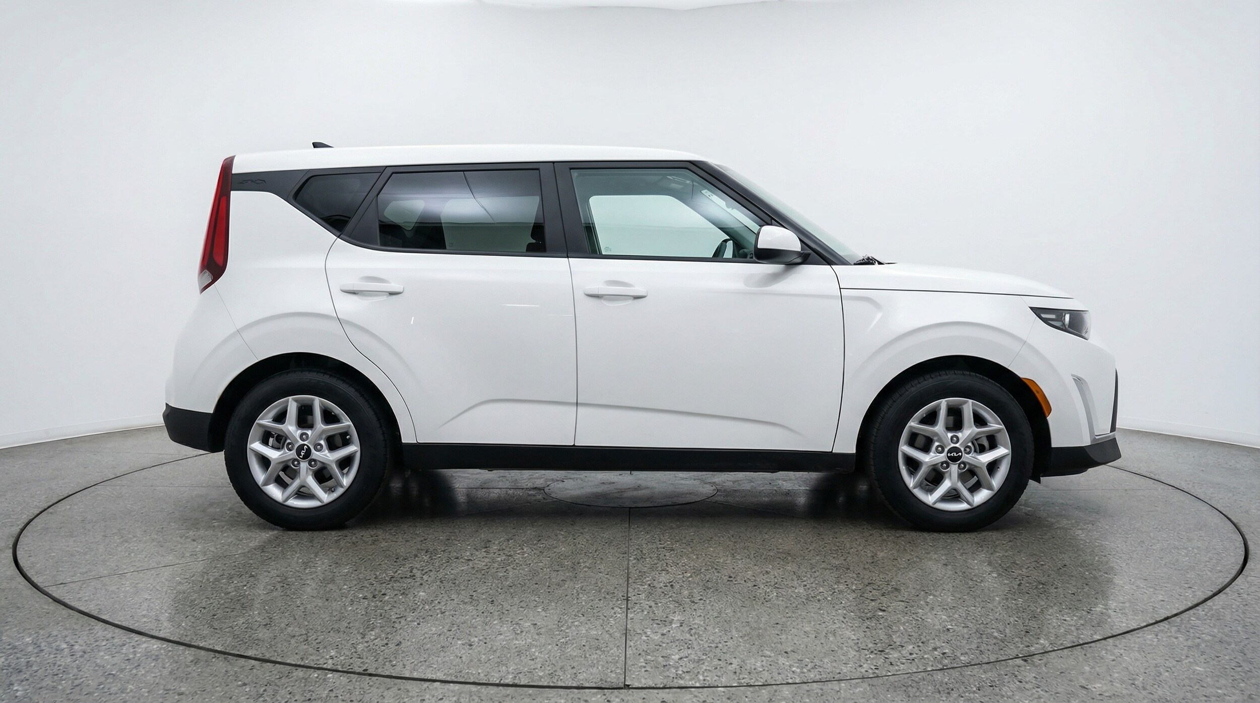 Thumbnail: 2025 Kia Soul - 8