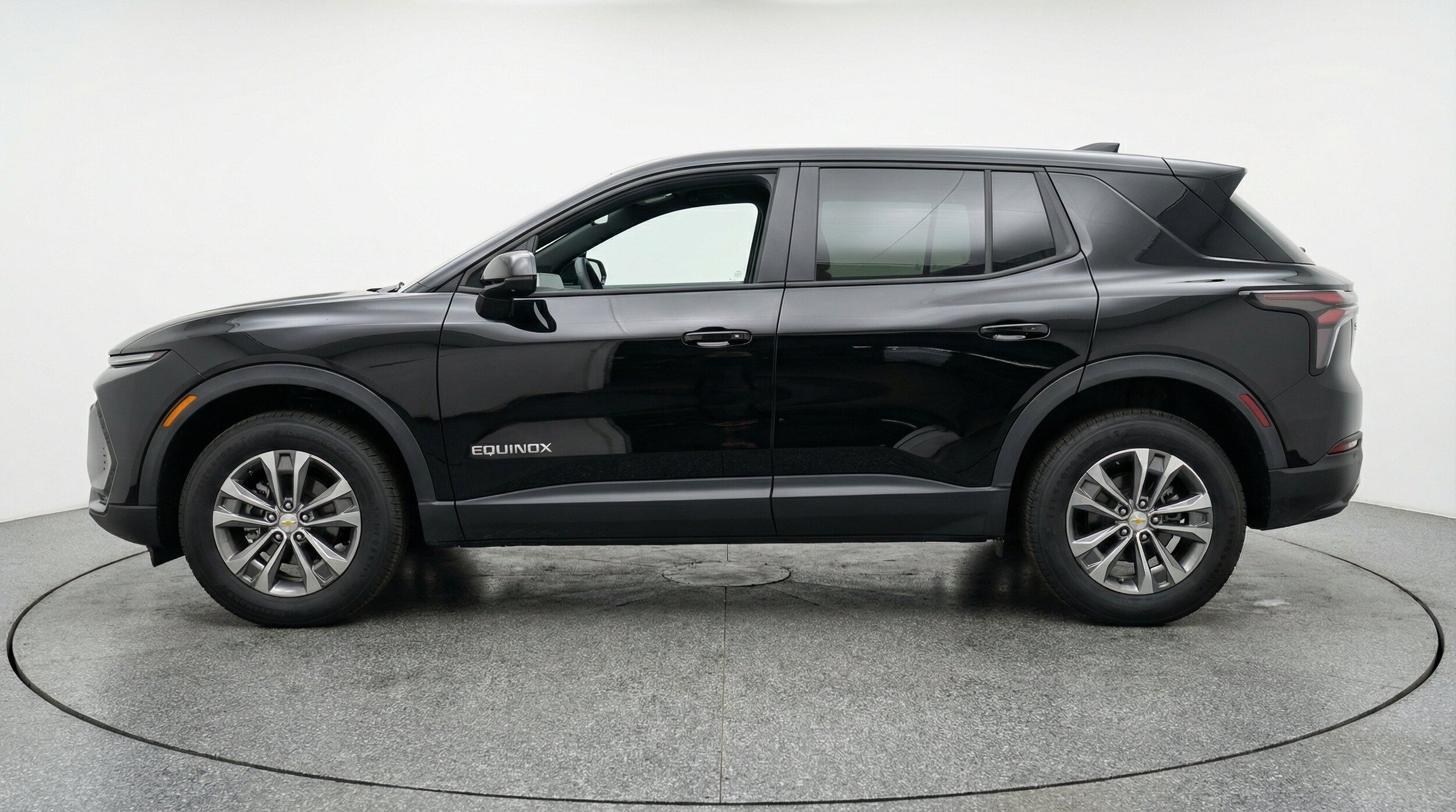 Thumbnail: 2025 Chevrolet Equinox - 5