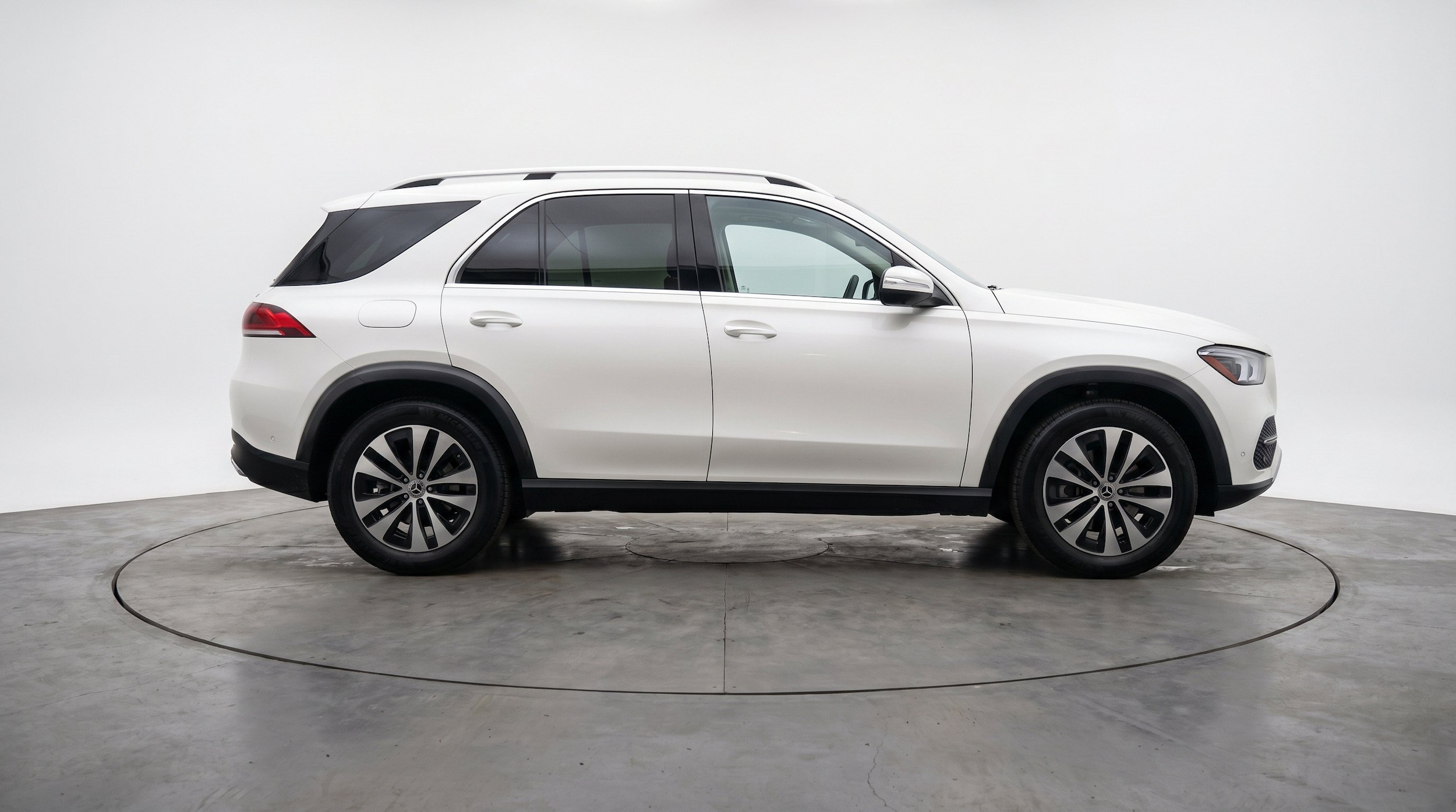 Thumbnail: 2026 Mercedes-Benz GLE - 11