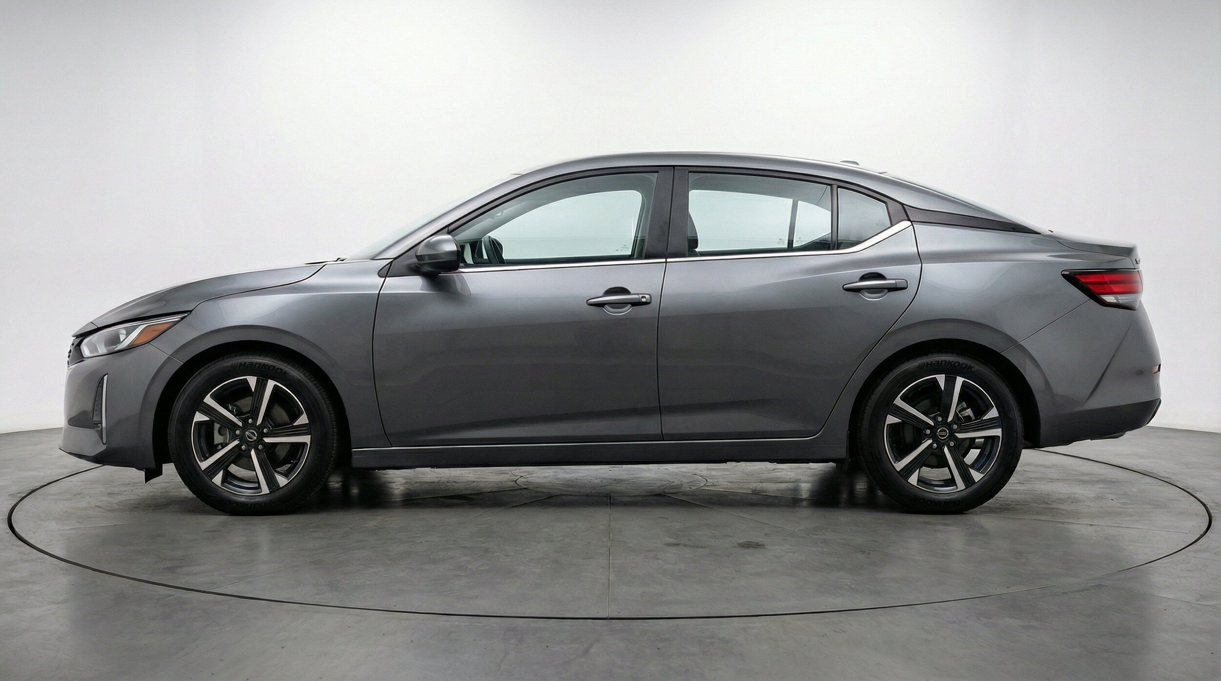 Thumbnail: 2025 Nissan Sentra - 5