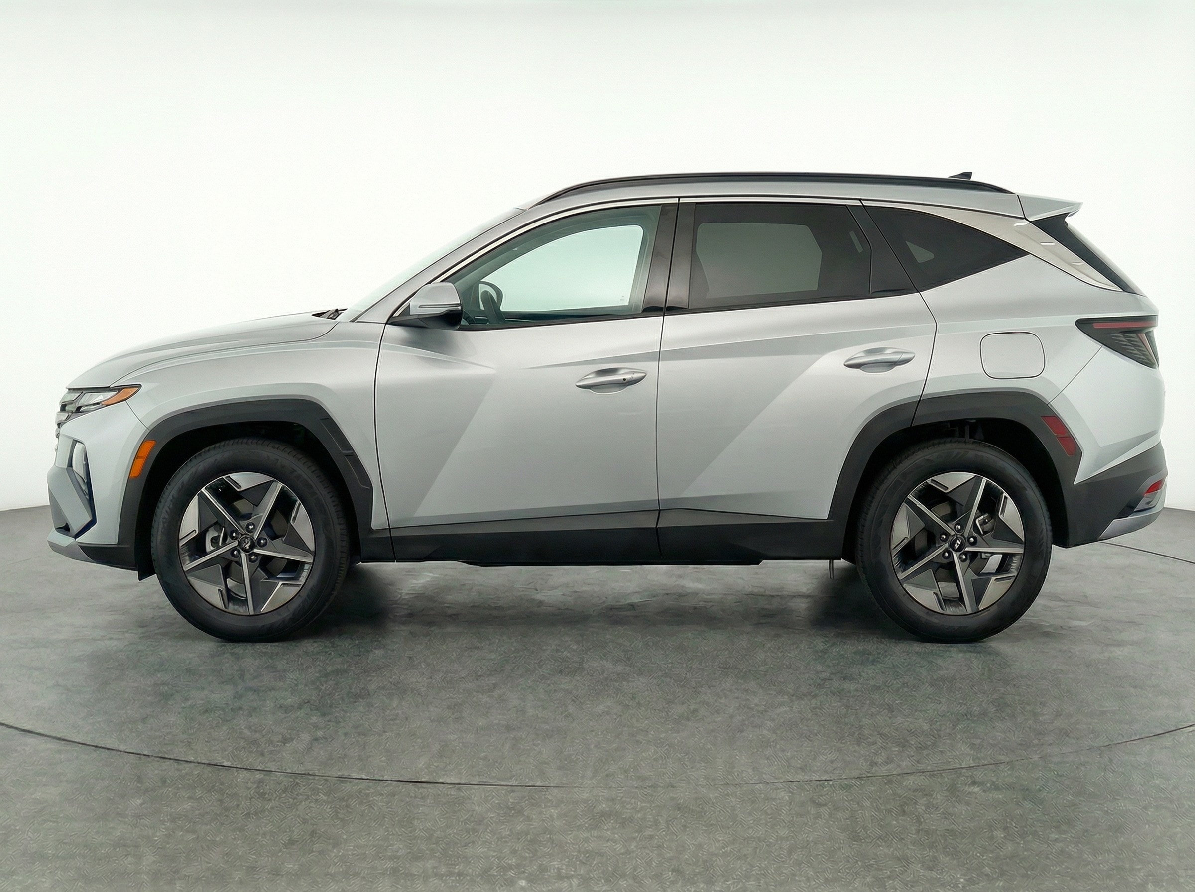 Thumbnail: 2025 Hyundai Tucson - 4