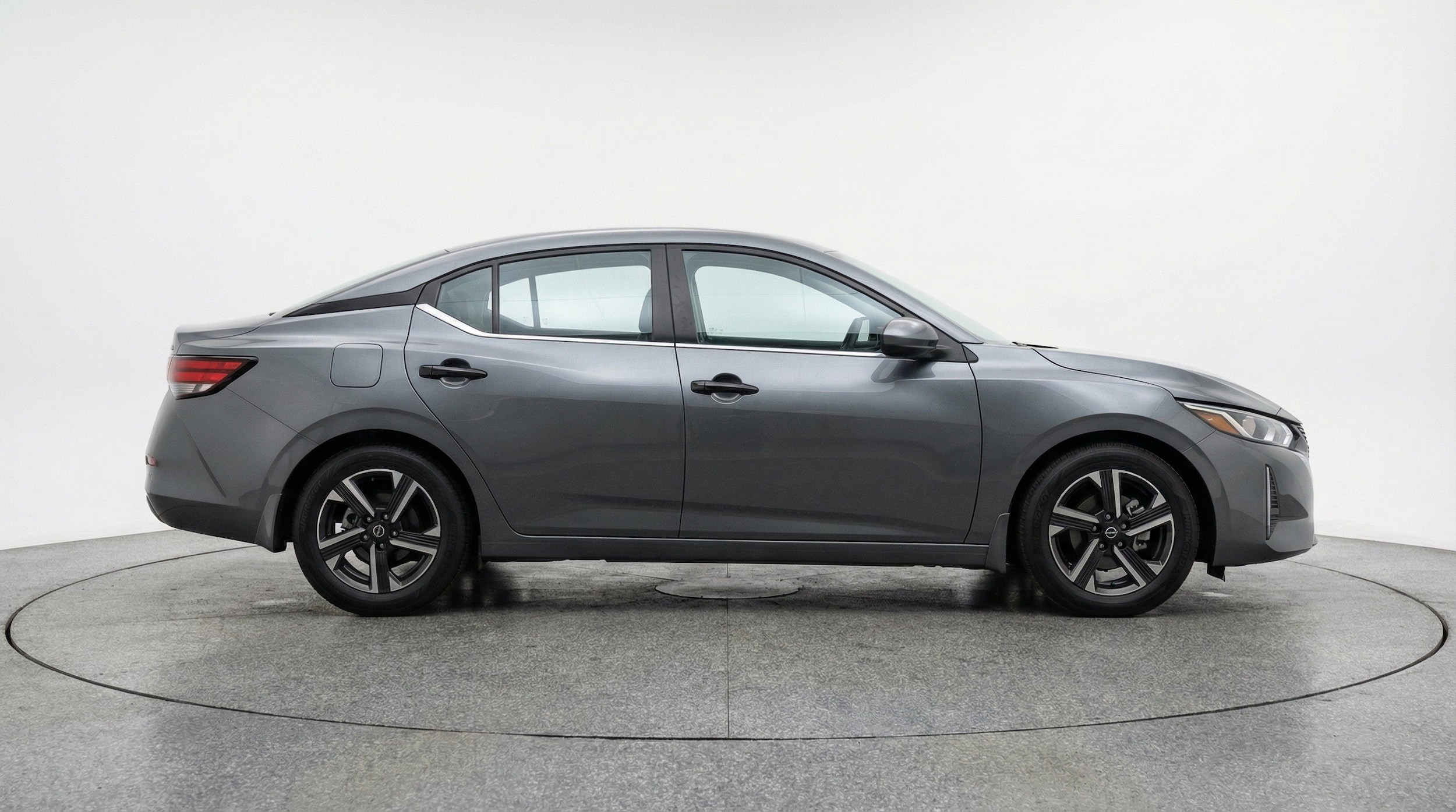 Thumbnail: 2025 Nissan Sentra - 11