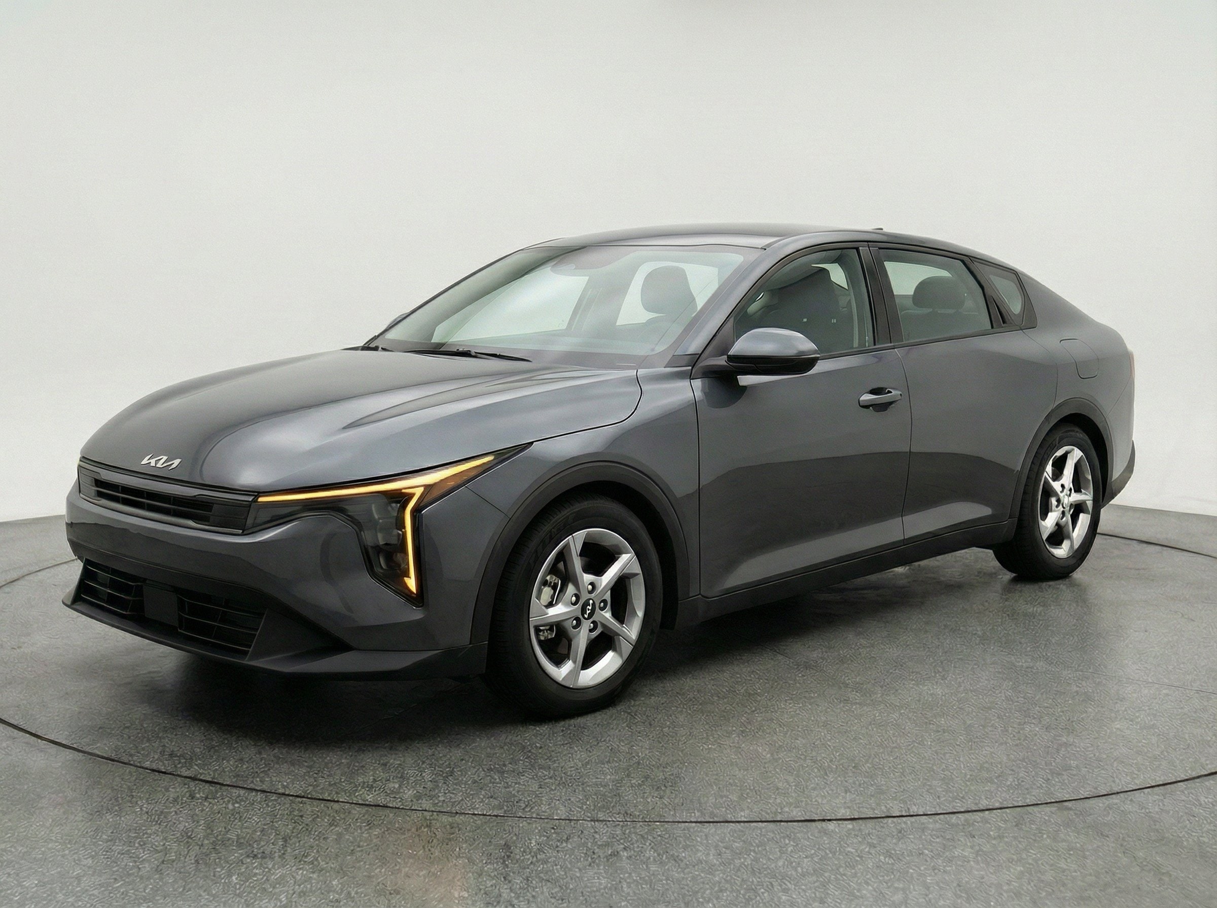 Thumbnail: 2025 Kia K4 - 3