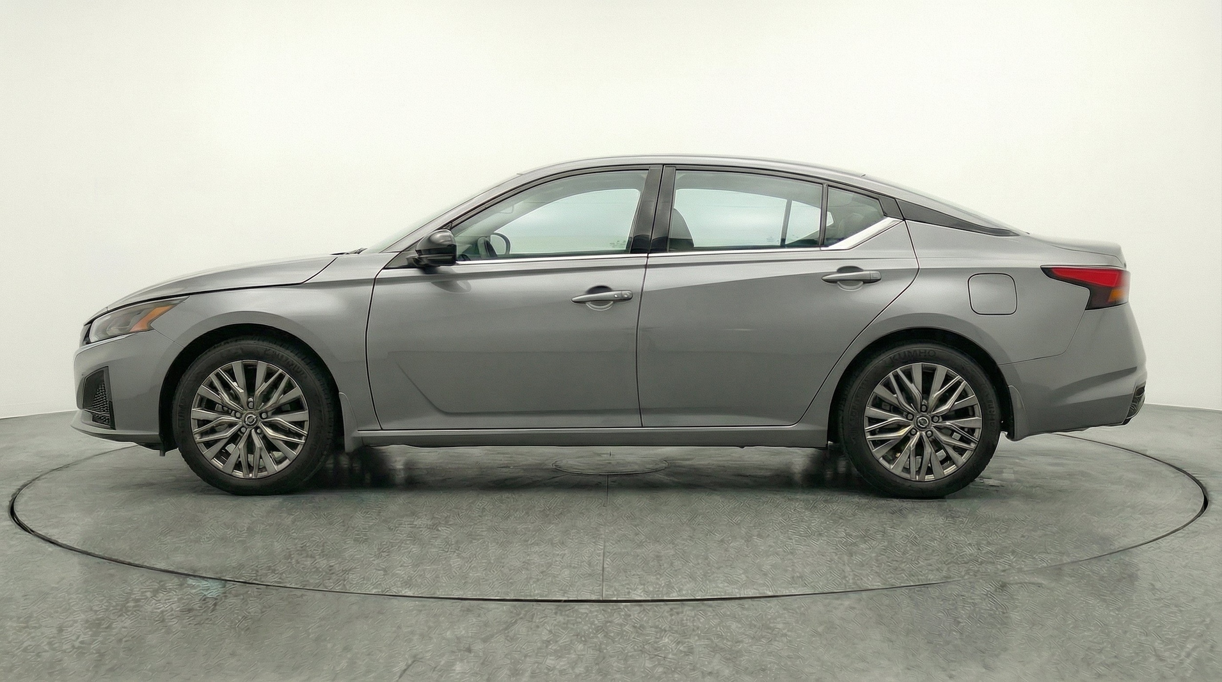 Thumbnail: 2026 Nissan Altima - 5
