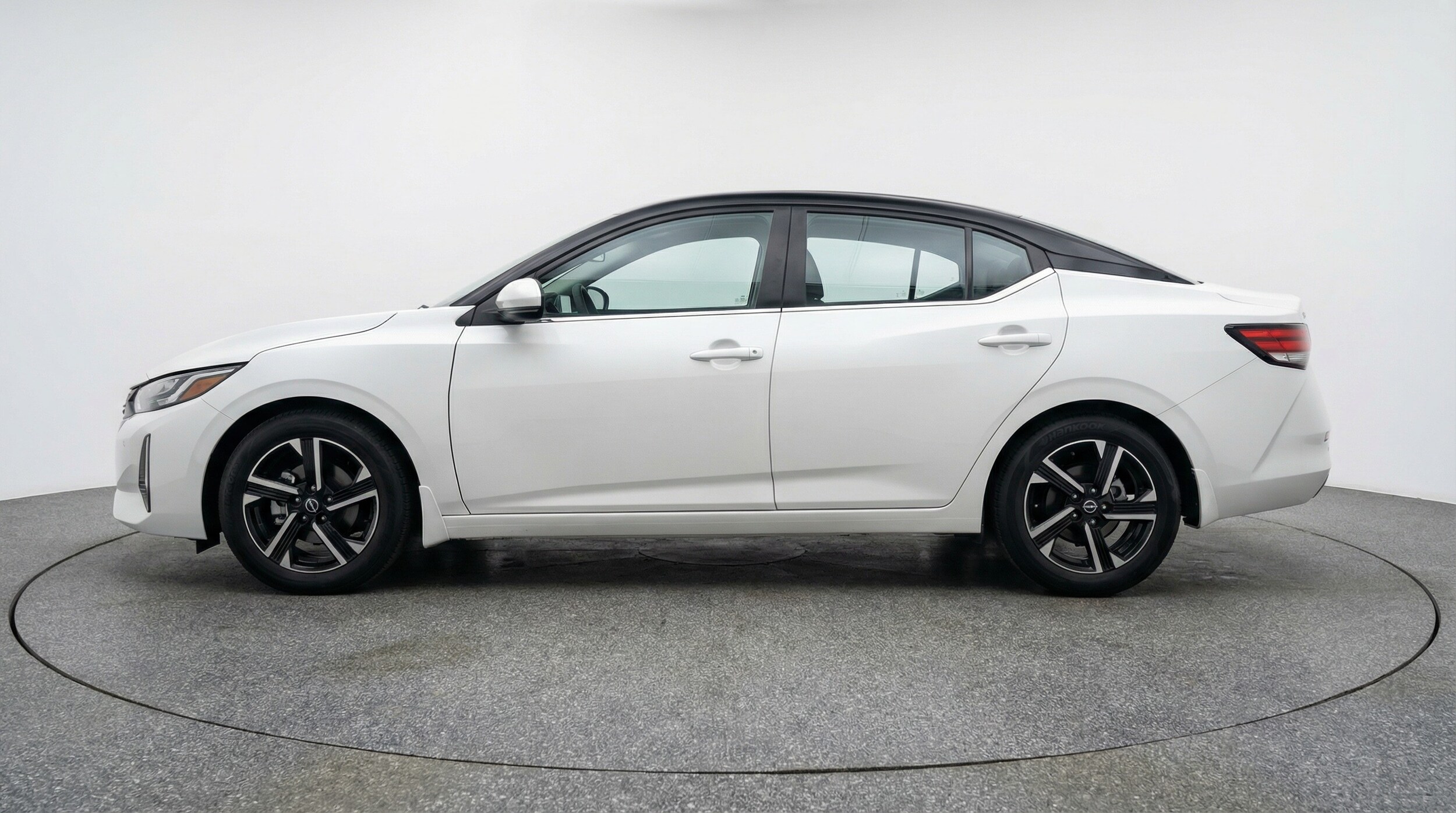 Thumbnail: 2025 Nissan Sentra - 4