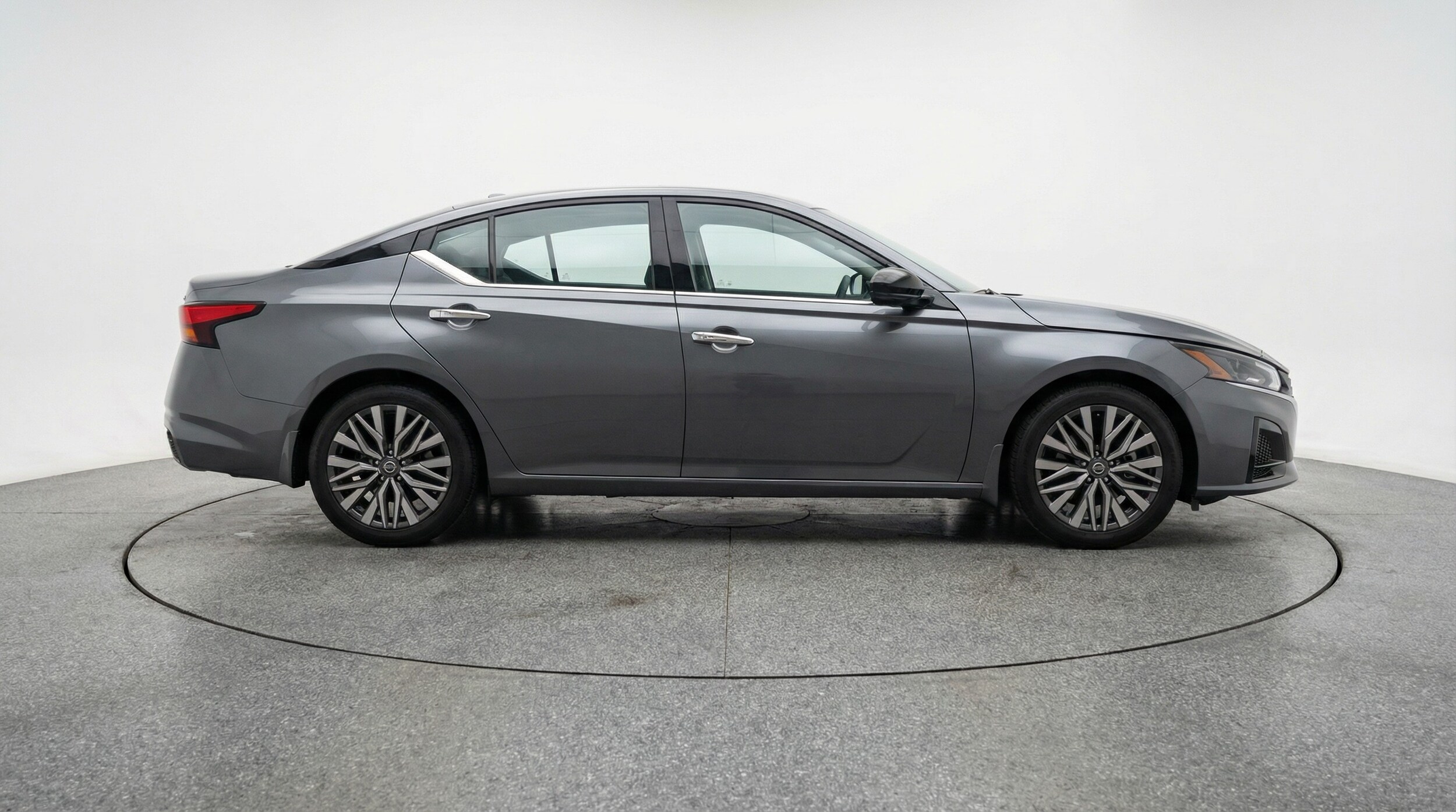 Thumbnail: 2025 Nissan Altima - 8