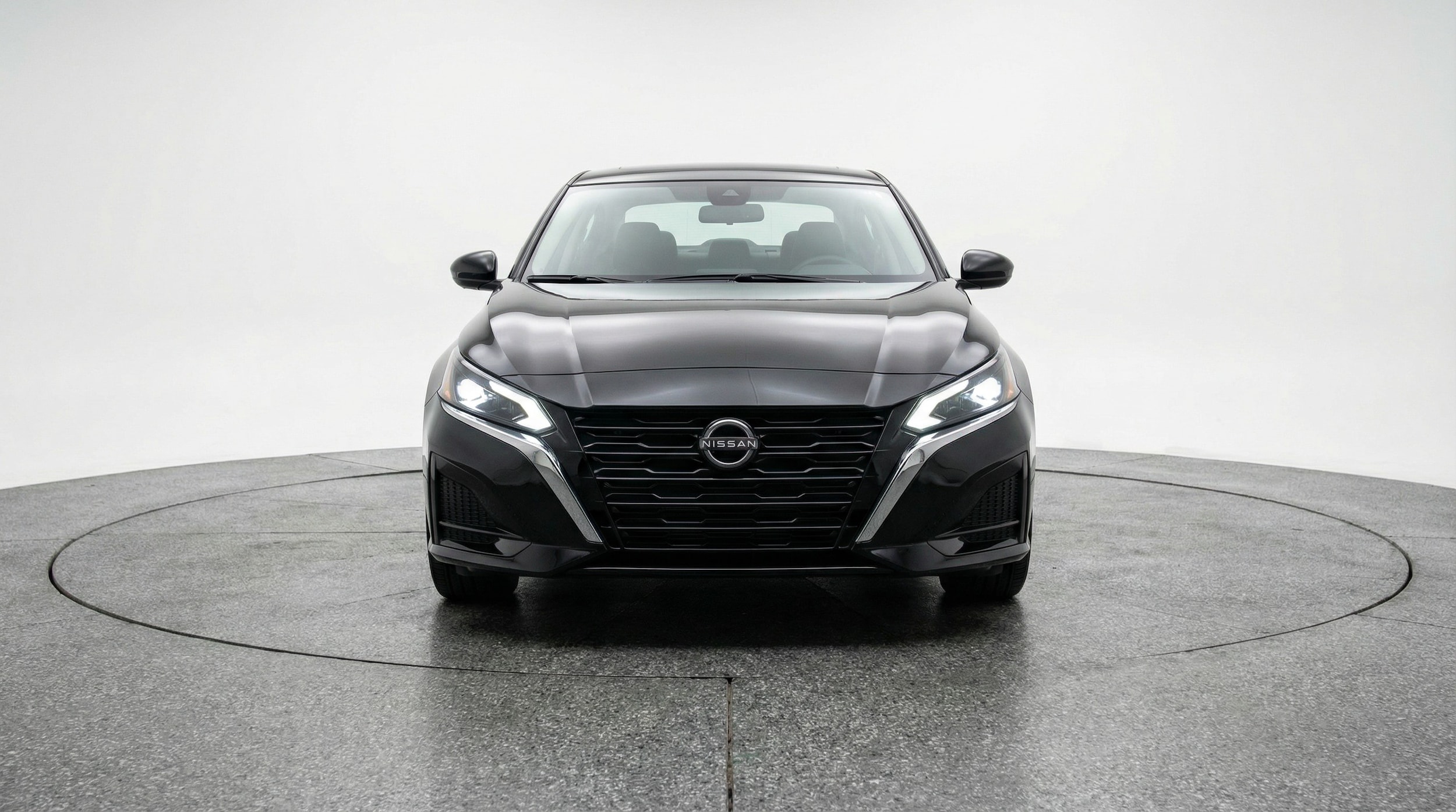 Thumbnail: 2025 Nissan Altima - 2