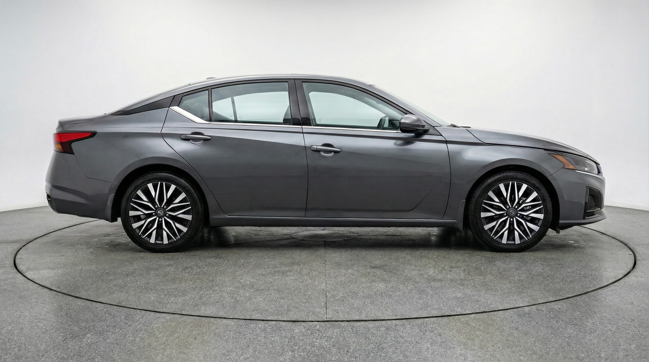 Thumbnail: 2025 Nissan Altima - 8