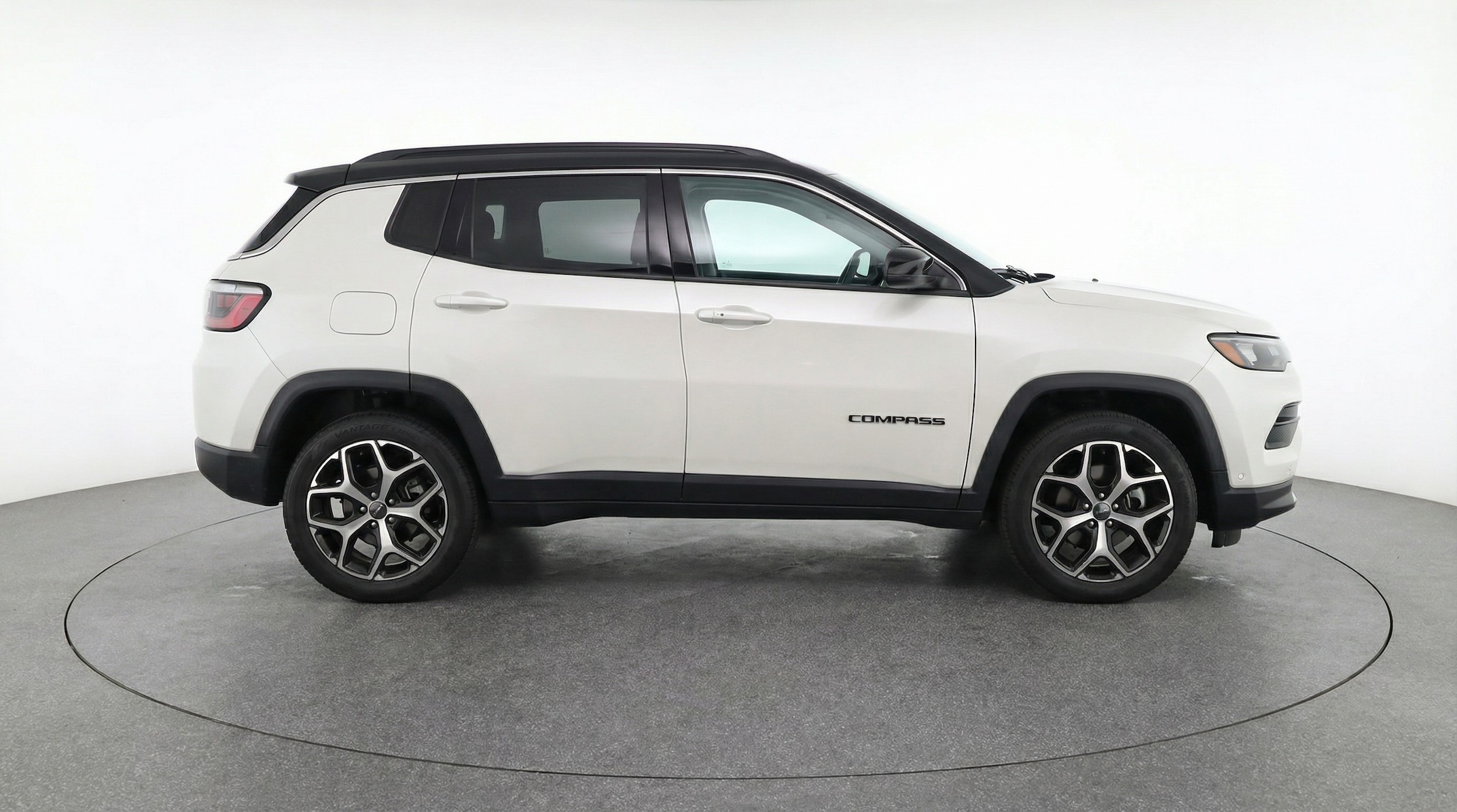 Thumbnail: 2025 Jeep Compass - 8